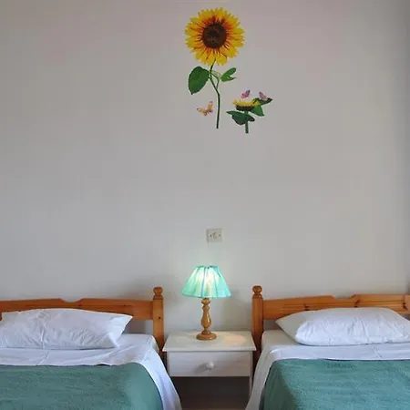 מלון דירות Sunflower &